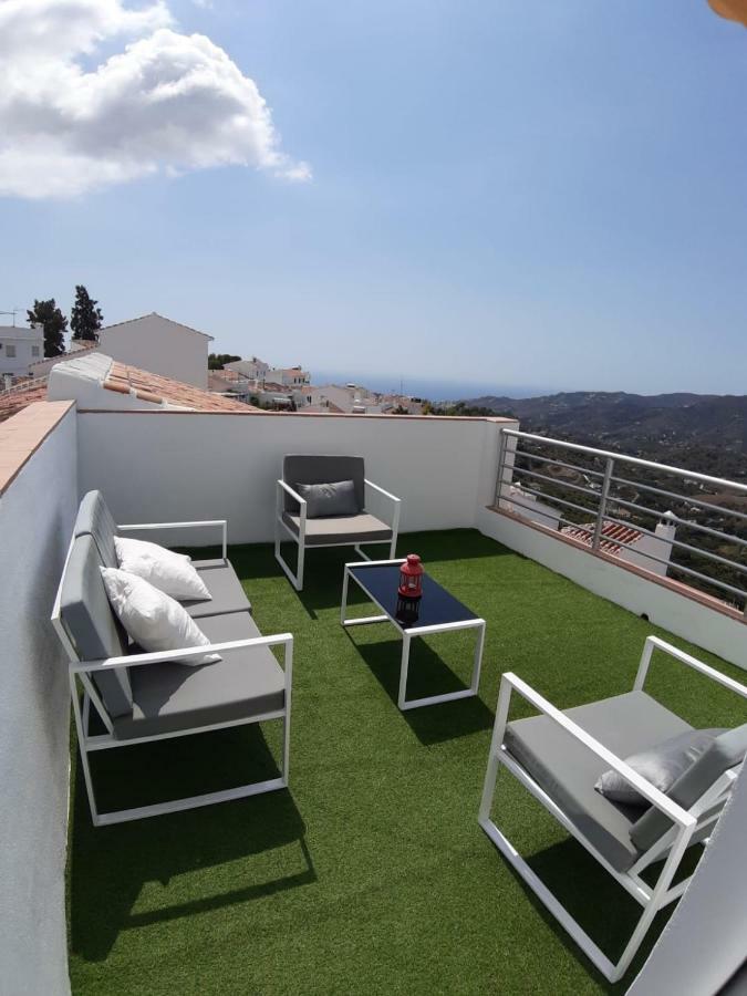 Loft Of Love Frigiliana Exterior photo